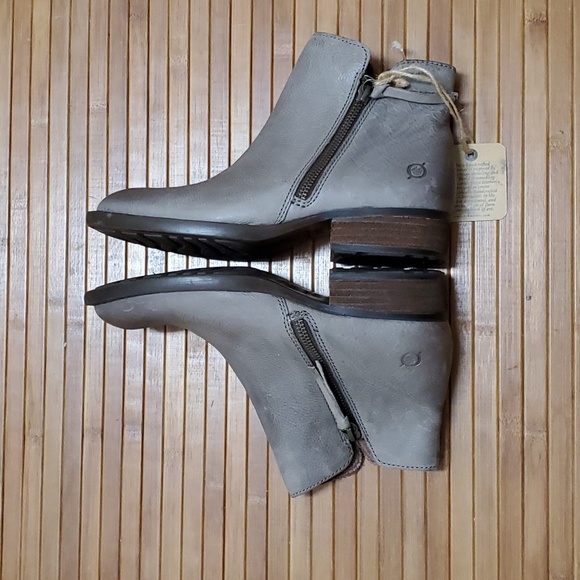 Born, Women's Olio Ankle Boot, Gray, Size 6.5, NWT - Picture 4 of 11